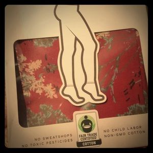 Organic leggings in sagebrush - from wearpact.com